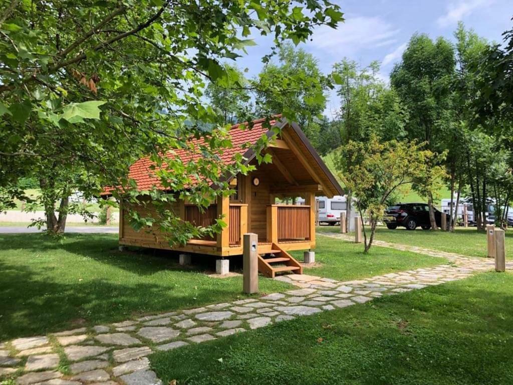Camp Podgrad Vranskoヴィラ エクステリア 写真